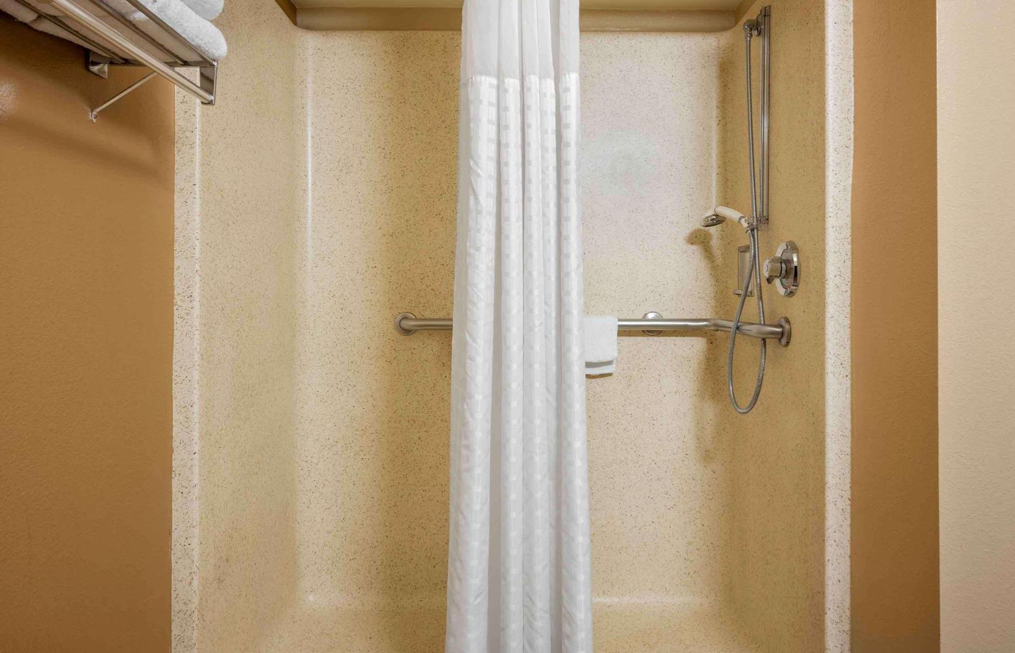 Extended Stay America Suites - Pittsburgh - Airport Imperial Екстер'єр фото